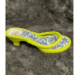 Diane's Happy Toes Green Flower Thong tealight holder Diane Artware 2004